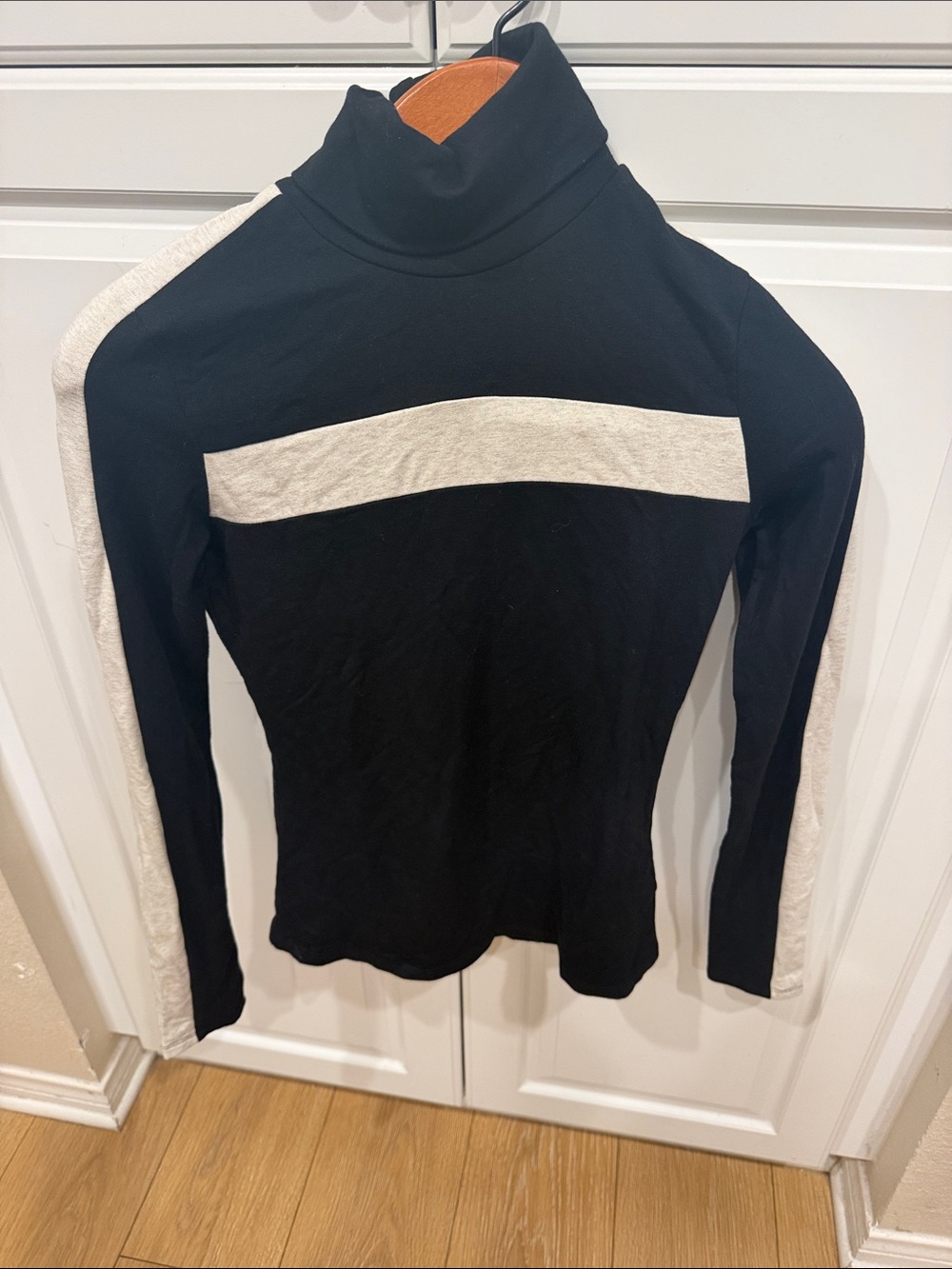 Alp N Rock Black and Cream Long-Sleeve Turtleneck Top
